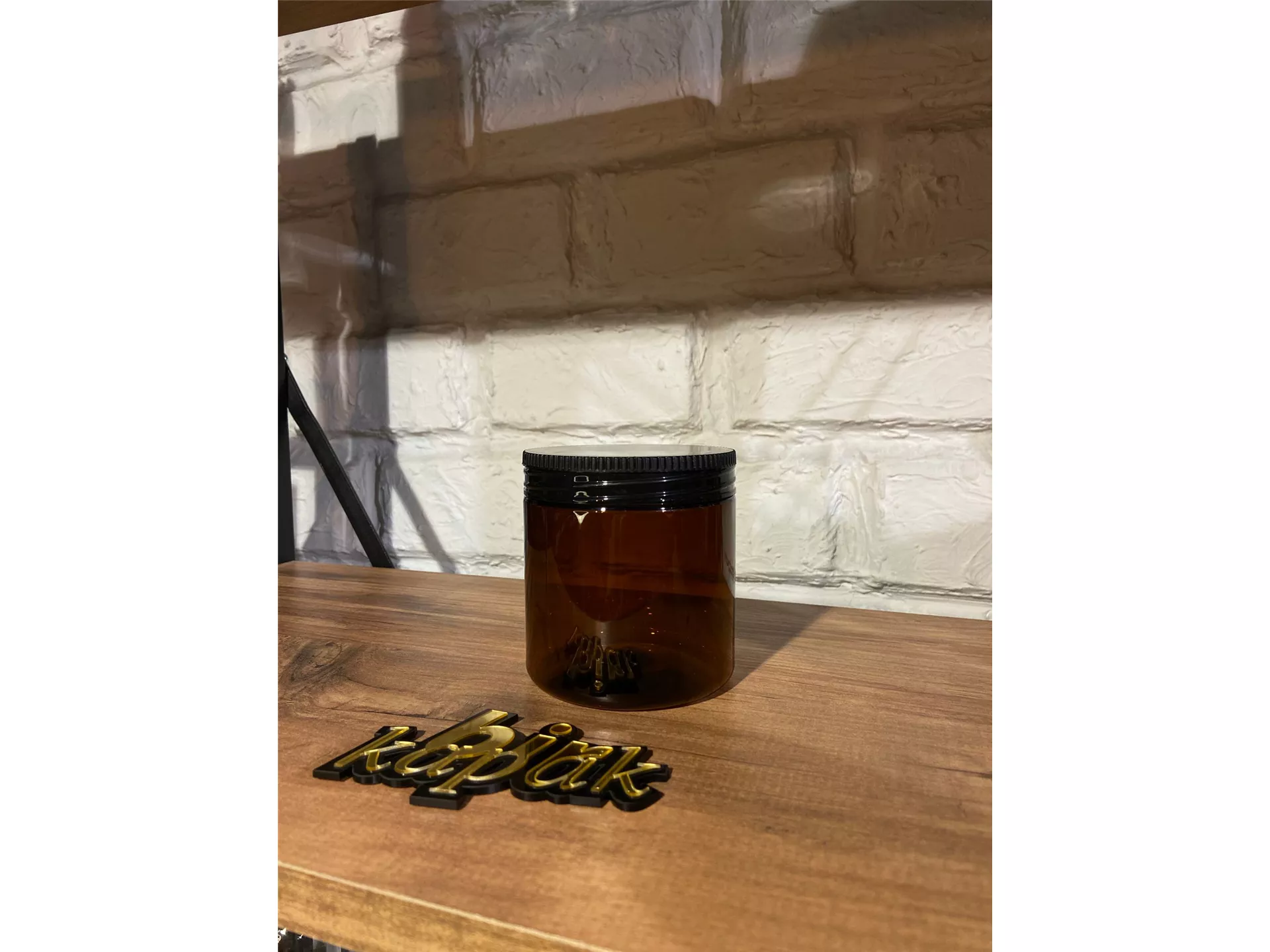 500 ML STANDARD JAR AMBER - 89 MM STRIPED LID BLACK
