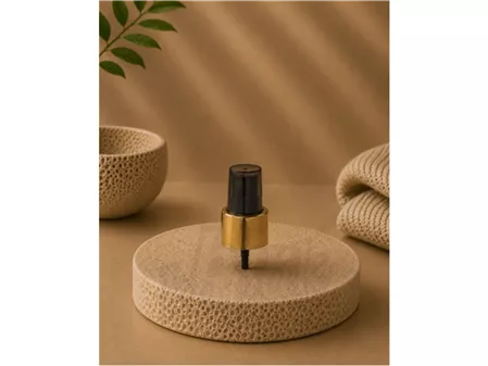 24/410 BLACK FINGER SPRAY WITH GOLD COLLAR
